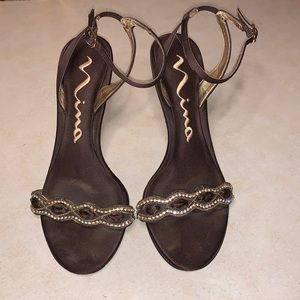 Nina brown and gold heels. Beaded detail on the satin toe strap is elegant!